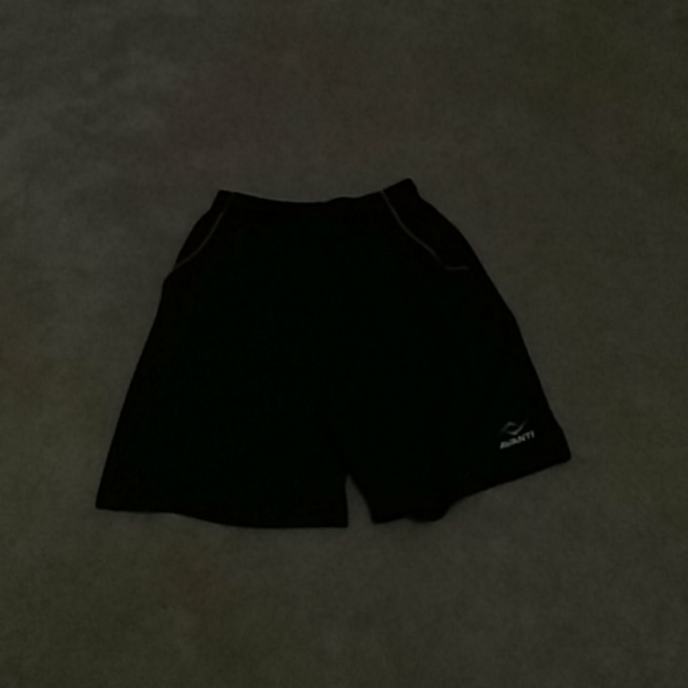 AVANTI Shorts